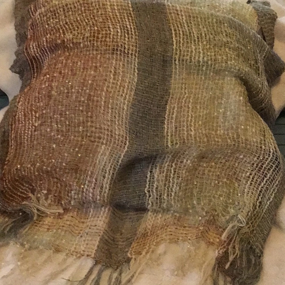 Women’s scarf